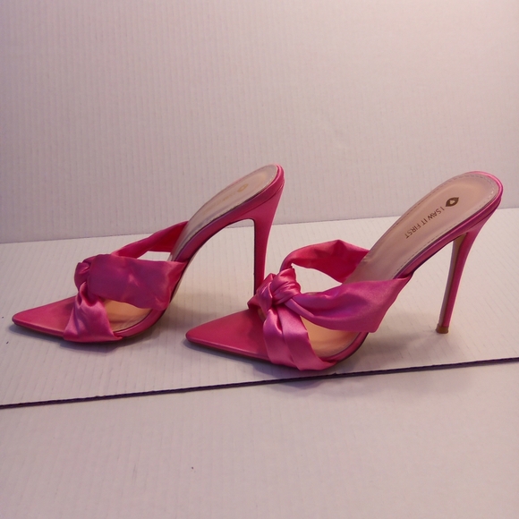 I SAW IT FIRST HIGH HEELS SHOES  NEW - Picture 6 of 8